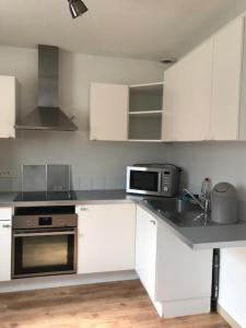 For rent Puiseux-le-hauberger 4 rooms 87 m2 Oise (60540) photo 3