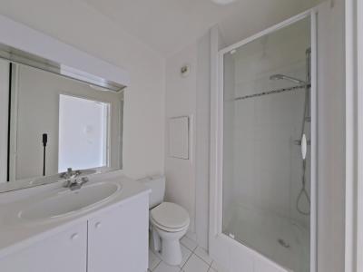 For rent Maisons-alfort 1 room 29 m2 Val de Marne (94700) photo 3