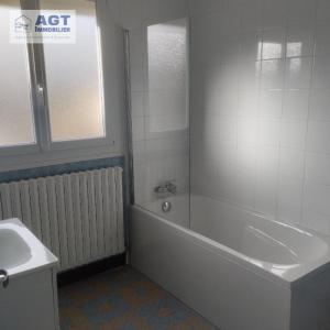 For rent Beauvais 4 rooms 61 m2 Oise (60000) photo 3