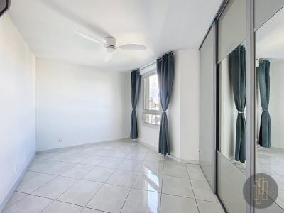For sale Lyon-7eme-arrondissement 3 rooms 79 m2 Rhone (69007) photo 4