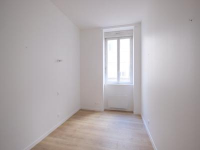 For rent Saint-etienne 4 rooms 122 m2 Loire (42000) photo 2