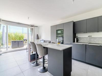 For sale Champigny-sur-marne 4 rooms 79 m2 Val de Marne (94500) photo 2