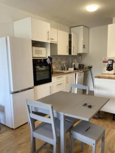 For rent Saint-lunaire 2 rooms 43 m2 Ille et vilaine (35800) photo 1
