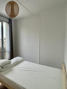For rent Paris-20eme-arrondissement 2 rooms 43 m2 Paris (75020) photo 3