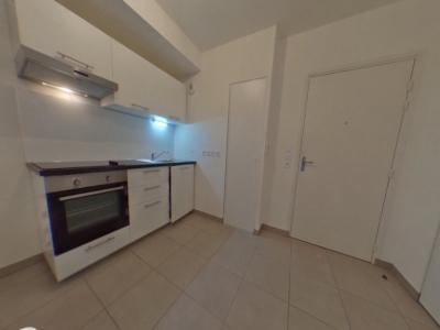 For rent Lyon-8eme-arrondissement 2 rooms 37 m2 Rhone (69008) photo 1
