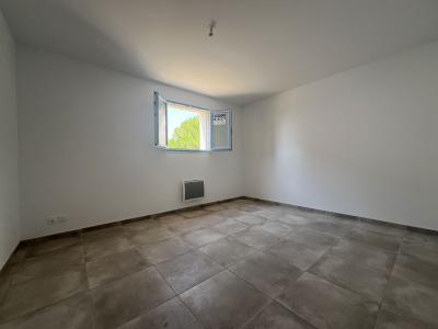 For sale 4 rooms 94 m2 Herault (34340) photo 2