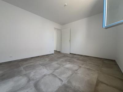 For sale 4 rooms 94 m2 Herault (34340) photo 4