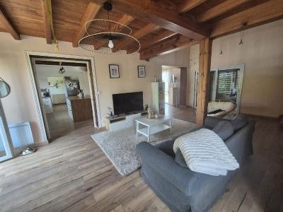 For sale 10 rooms 200 m2 Charente maritime (17400) photo 2