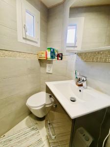 For sale PROCHE VILLAGE 4 rooms 74 m2 Vaucluse (84110) photo 4