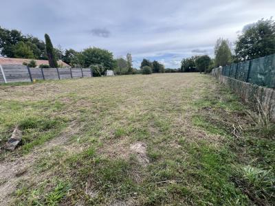 For sale LES PEGERS 1250 m2 Loire atlantique (44120) photo 1