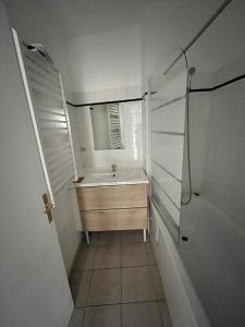 For sale 17 RUE LOUIS LAGET 3 rooms 46 m2 Gard (30900) photo 3