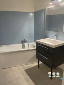Louer Appartement 42 m2 Poussan