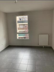 For rent Montereau-fault-yonne 2 rooms 48 m2 Seine et marne (77130) photo 3