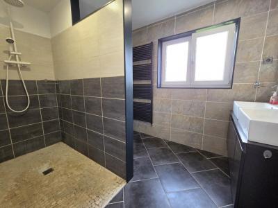 For sale Cambrai 8 rooms 142 m2 Nord (59400) photo 4