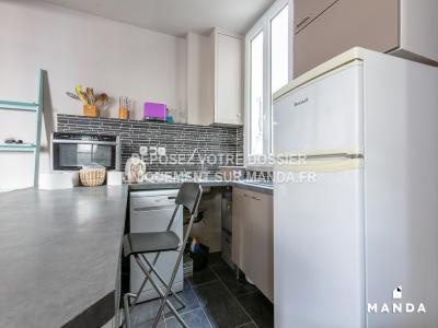 For rent Paris-18eme-arrondissement 2 rooms 37 m2 Paris (75018) photo 4