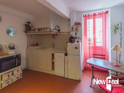For sale Montauroux 4 rooms 93 m2 Var (83440) photo 3