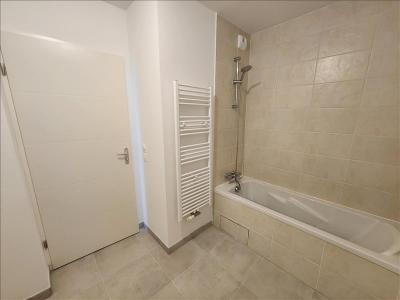 For rent Lormont 3 rooms 67 m2 Gironde (33310) photo 4