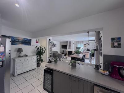 For sale Montauroux 4 rooms 87 m2 Var (83440) photo 4