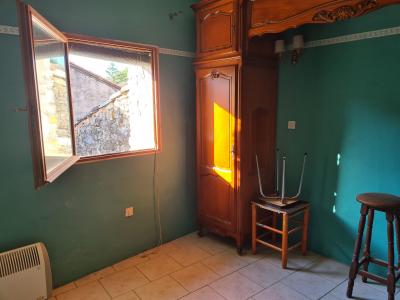 For sale Aigremont 3 rooms 65 m2 Gard (30350) photo 2