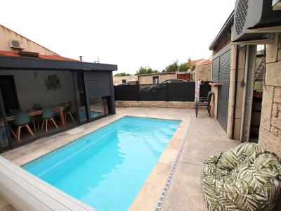 For sale Balaruc-les-bains 9 rooms 225 m2 Herault (34540) photo 3