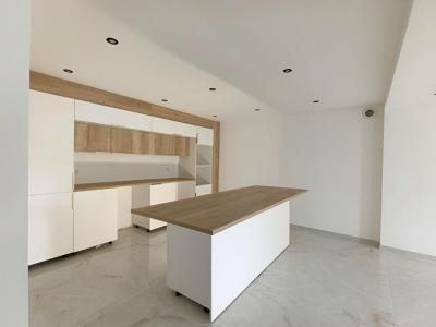 Acheter Appartement 146 m2 Ducos