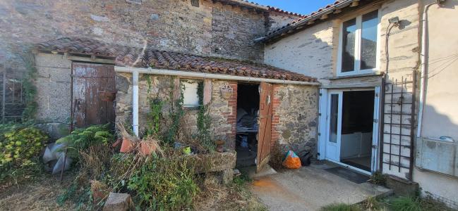 For sale Saint-pierre-du-chemin 8 rooms Vendee (85120) photo 1