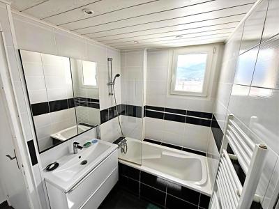 For sale Saint-martin-d'heres 3 rooms 66 m2 Isere (38400) photo 4