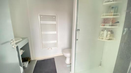 For sale Bordeaux 3 rooms 59 m2 Gironde (33000) photo 3