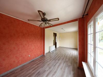 For sale Sainte-genevieve-des-bois 4 rooms 81 m2 Loiret (45230) photo 2