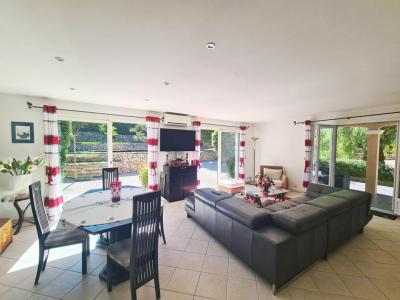 For sale Sanary-sur-mer 4 rooms 119 m2 Var (83110) photo 1