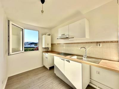Acheter Appartement 61 m2 Evry
