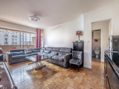 For sale Paris-18eme-arrondissement 3 rooms 61 m2 Paris (75018) photo 1
