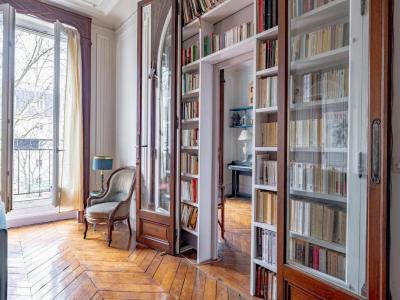 For sale Paris-18eme-arrondissement 5 rooms 139 m2 Paris (75018) photo 2