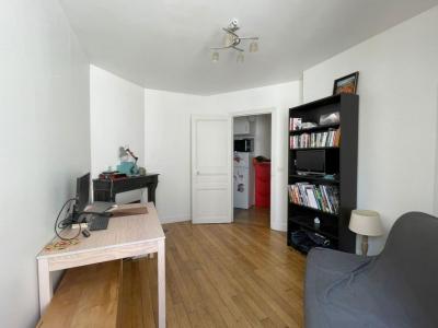 For sale Paris-18eme-arrondissement 2 rooms 30 m2 Paris (75018) photo 1