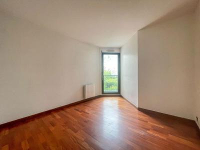 For sale Paris-18eme-arrondissement 2 rooms 55 m2 Paris (75018) photo 3