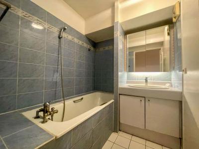 For sale Paris-18eme-arrondissement 2 rooms 55 m2 Paris (75018) photo 4