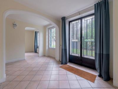 Acheter Prestige Mesnil-le-roi 1195000 euros