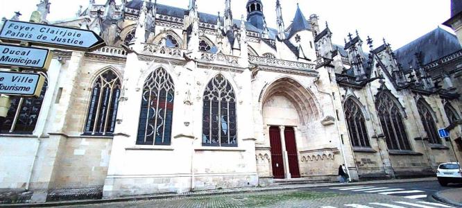 Louer Local commercial 68 m2 Nevers
