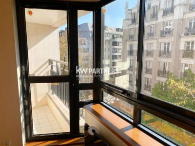 For sale Paris-19eme-arrondissement 4 rooms 99 m2 Paris (75019) photo 2