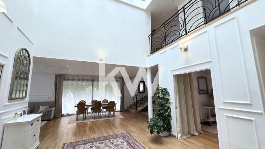 Acheter Maison 446 m2 Elancourt