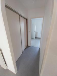For rent Semur-en-auxois 4 rooms 77 m2 Cote d'or (21140) photo 4