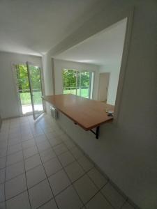 For sale Bordeaux 4 rooms 80 m2 Gironde (33800) photo 4