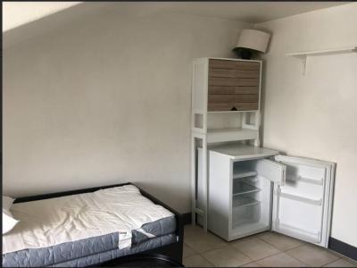 For rent Paris-10eme-arrondissement 1 room 14 m2 Paris (75010) photo 3