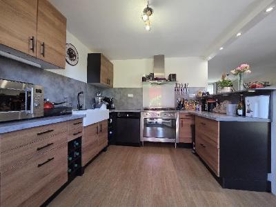 For sale 7 rooms 137 m2 Oise (60290) photo 1