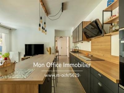 For sale Aubagne 3 rooms 65 m2 Bouches du Rhone (13400) photo 4