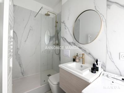 For rent Paris-18eme-arrondissement 2 rooms 40 m2 Paris (75018) photo 3