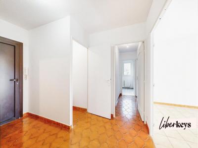 For sale Salon-de-provence 4 rooms 84 m2 Bouches du Rhone (13300) photo 4