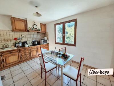 For sale Ambares-et-lagrave 5 rooms 110 m2 Gironde (33440) photo 4