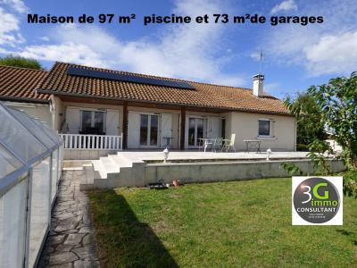 For sale Saint-medard-en-forez 4 rooms 97 m2 Loire (42330) photo 0