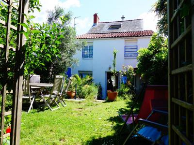 For sale Mauves-sur-loire 5 rooms 105 m2 Loire atlantique (44470) photo 0